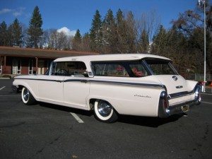 Pretty in Pink: 1960 Mercury Commuter
