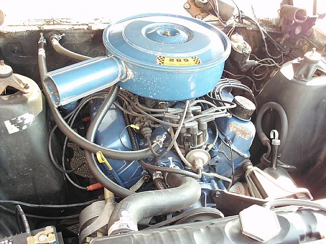 1967 Falcon Futura Stationwagon engine